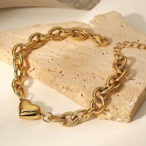 STAINLESS STEEL TARNISH FREE CHUNKY HEART BRACELET